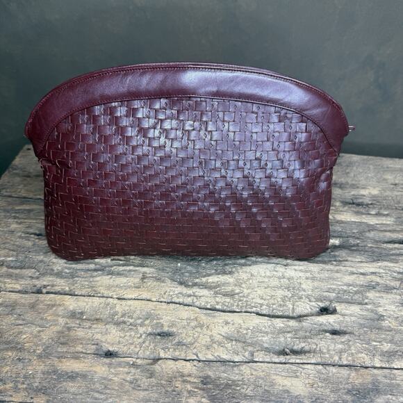 Burgundy Woven Leather Clutch Purse By Etienne Aigner - Picture 2 of 9